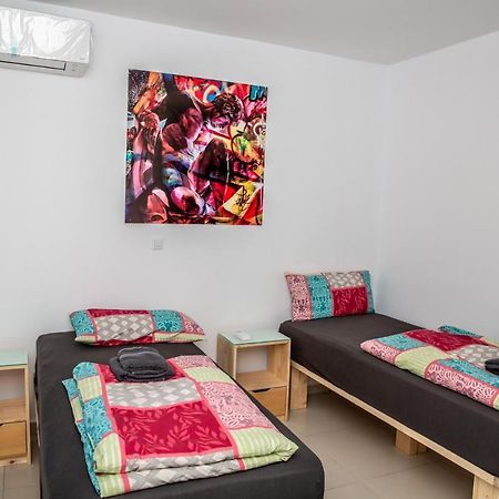 5 Sterne Apollo City Apartment ลาวริออน ภายนอก รูปภาพ